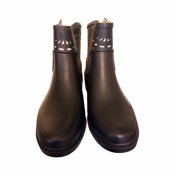 Chooka Womens Rain Boot Bootie Deco Laser Cut Black Size 7 New - Picture 4 of 8